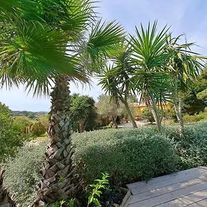 Appartement Rez De Jardin Presqu'ile De Giens, Hyères