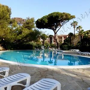 Appartement Magnifique Parc De La Presqu'île Avec Piscine Et Face à Porquerolles !, Hyères
